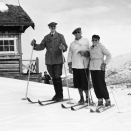 King Haakon, Crown Prince Olav and  Prince Harald in Sikkilsdalen, 1950 (Photo: Jan Stage NTB / The Royal Court Photo Archives)